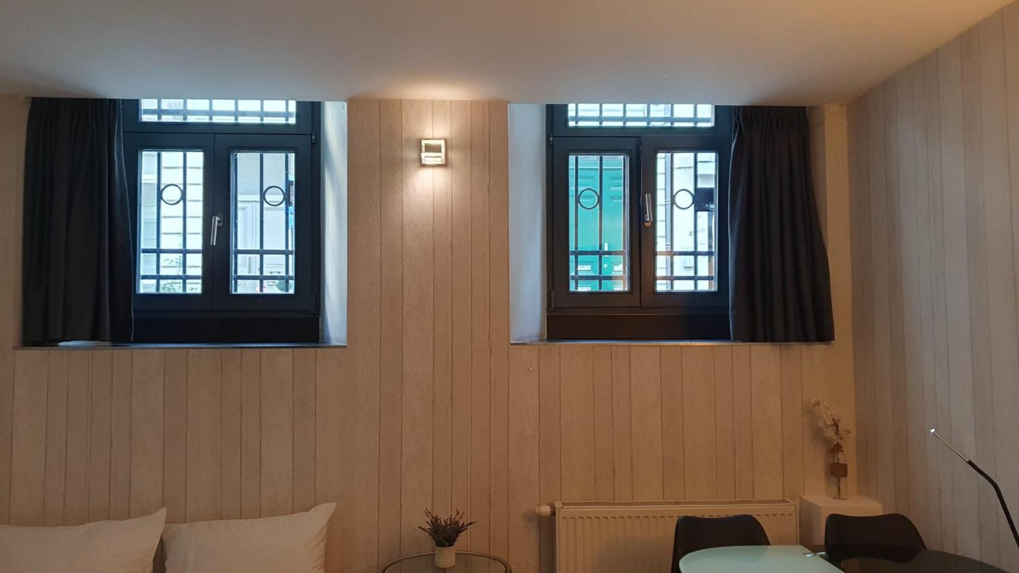 Guesthouse Marie Therese Brussel Bagian luar foto