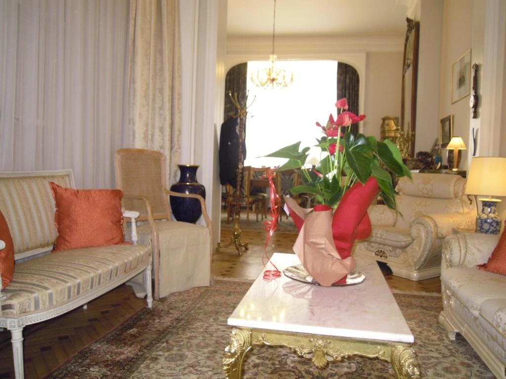 Guesthouse Marie Therese Brussel Bagian luar foto